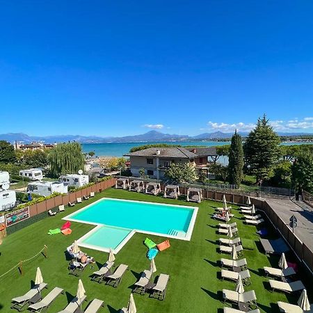 Hotel Puccini Пескьера-дель-Гарда Экстерьер фото