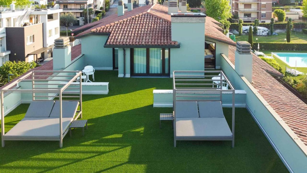 Hotel Puccini Пескьера-дель-Гарда Экстерьер фото