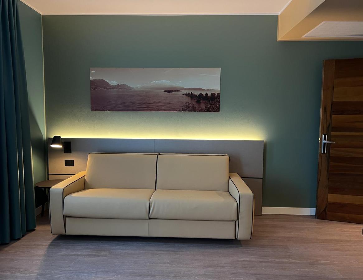Hotel Puccini Пескьера-дель-Гарда Экстерьер фото